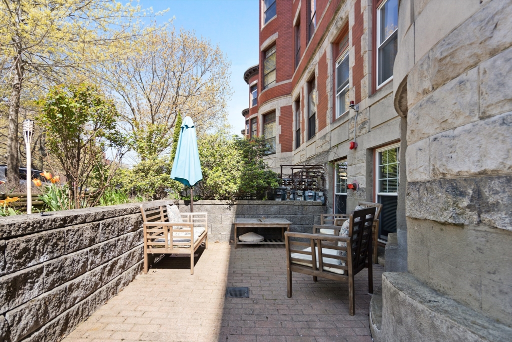 1867 Beacon St # 1B