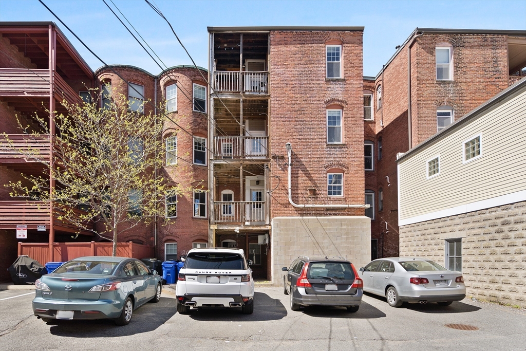 1867 Beacon St # 1B