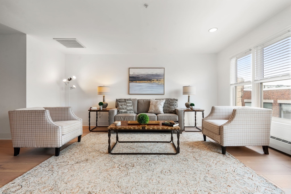 1 Davenport Street # 11