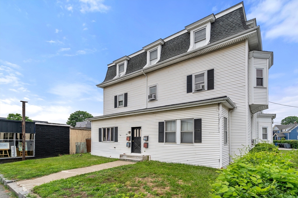 98-102 Franklin St # 4