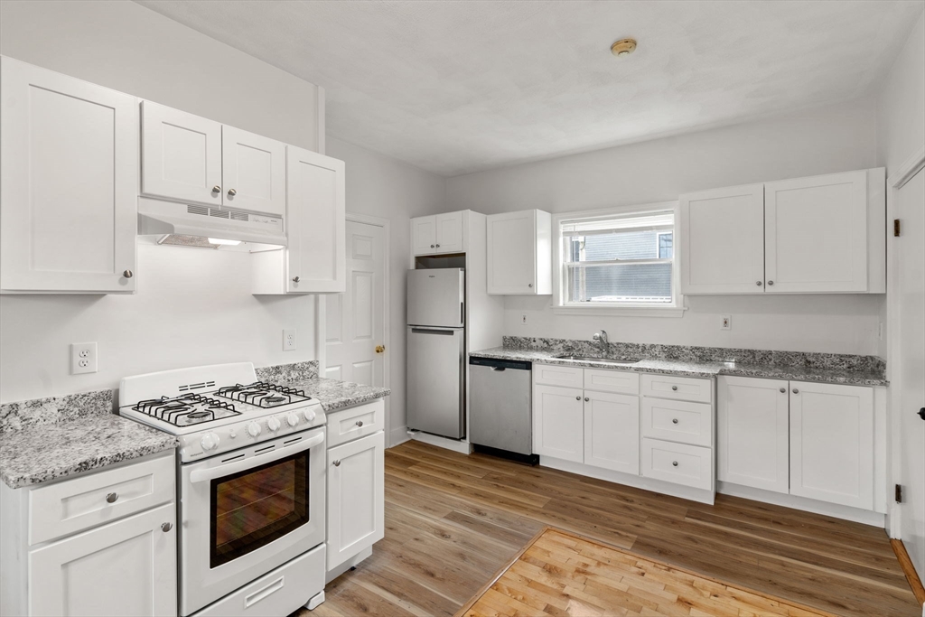 98-102 Franklin St # 4