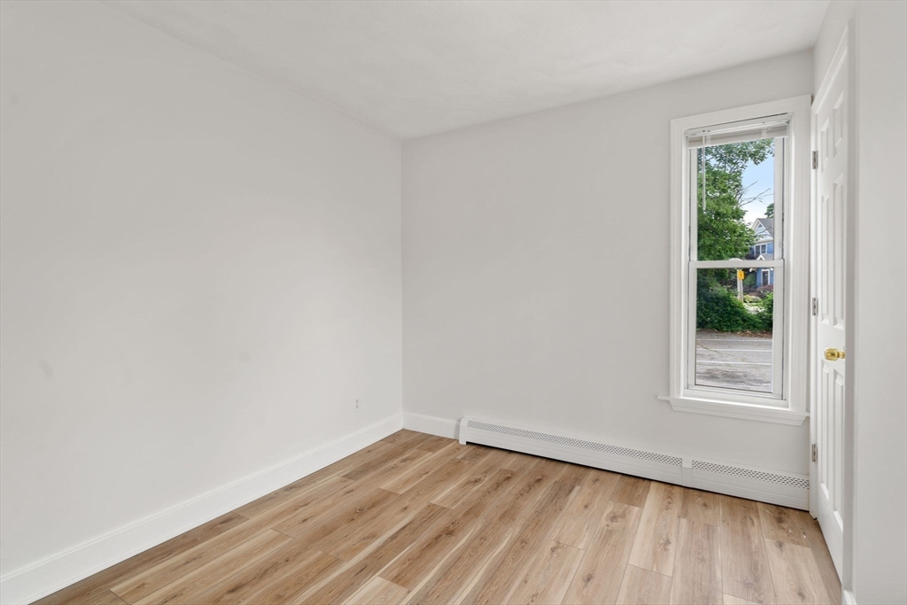 98-102 Franklin St # 4