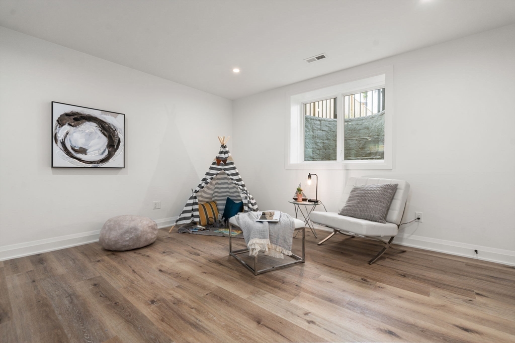 21 Johnson Place # 21