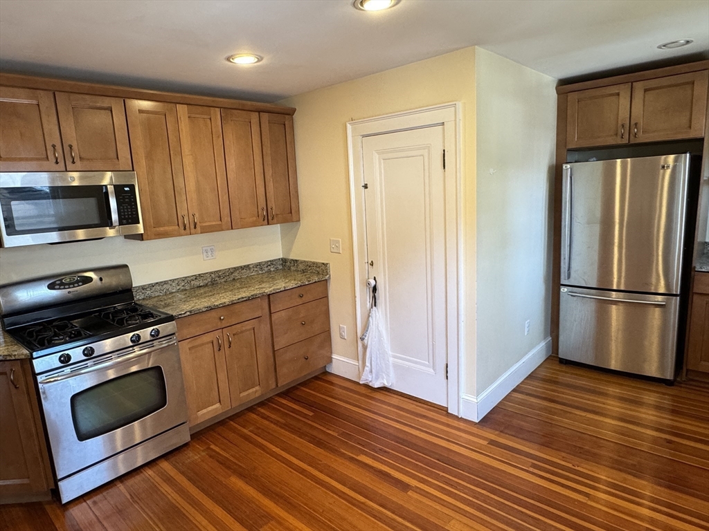 83 Greaton Rd # 2