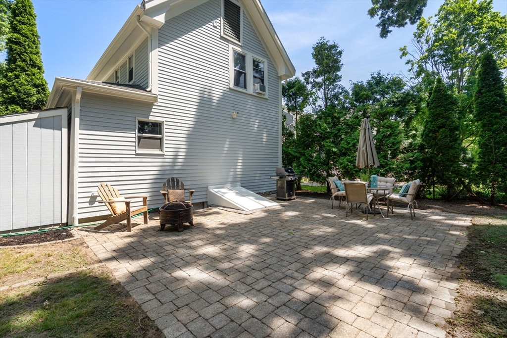 91 Freeman St