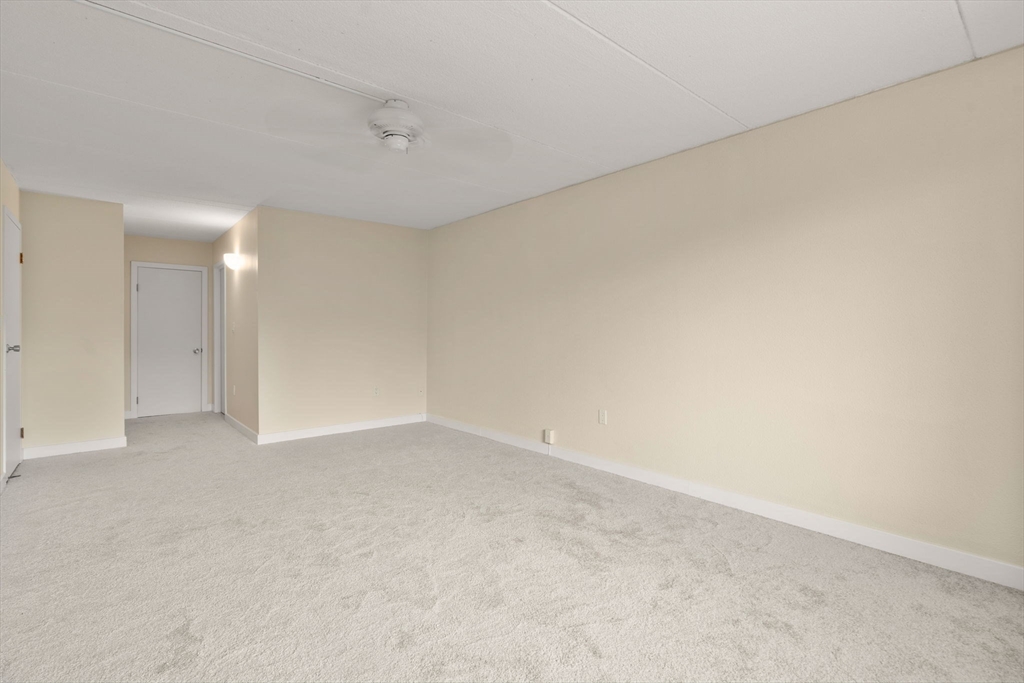 1550 Worcester # 422