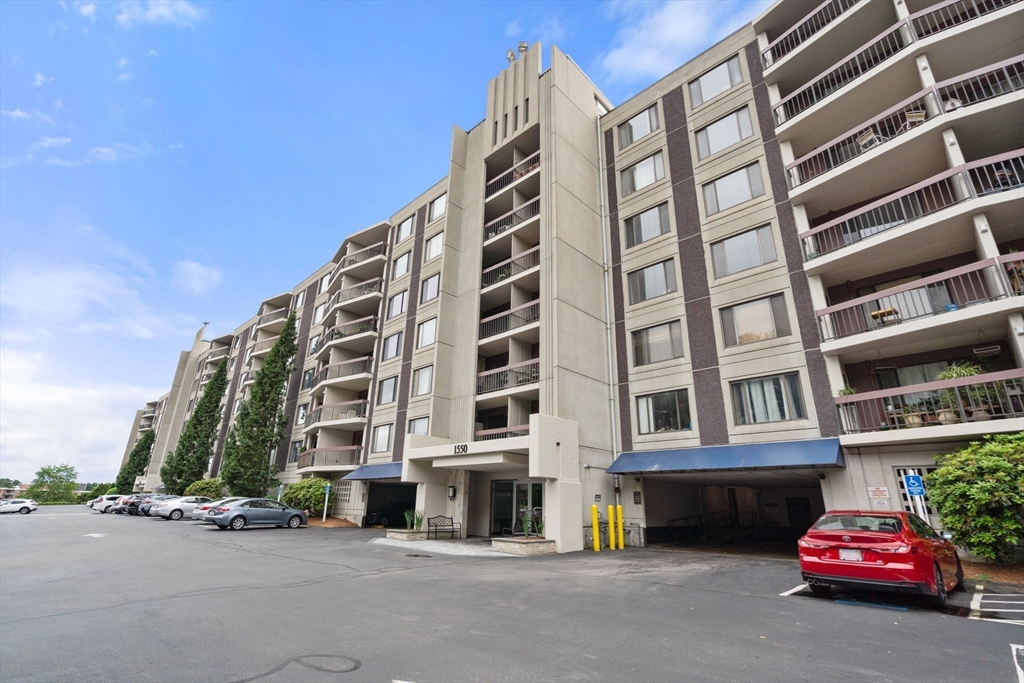 1550 Worcester # 422