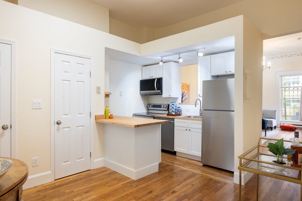 51 Worcester St # 2