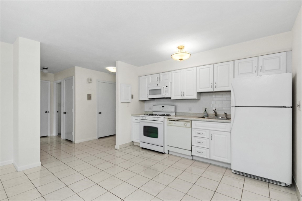 280 Boylston St # 110
