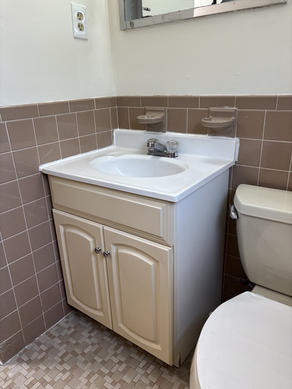 363 Linwood Avenue # 2