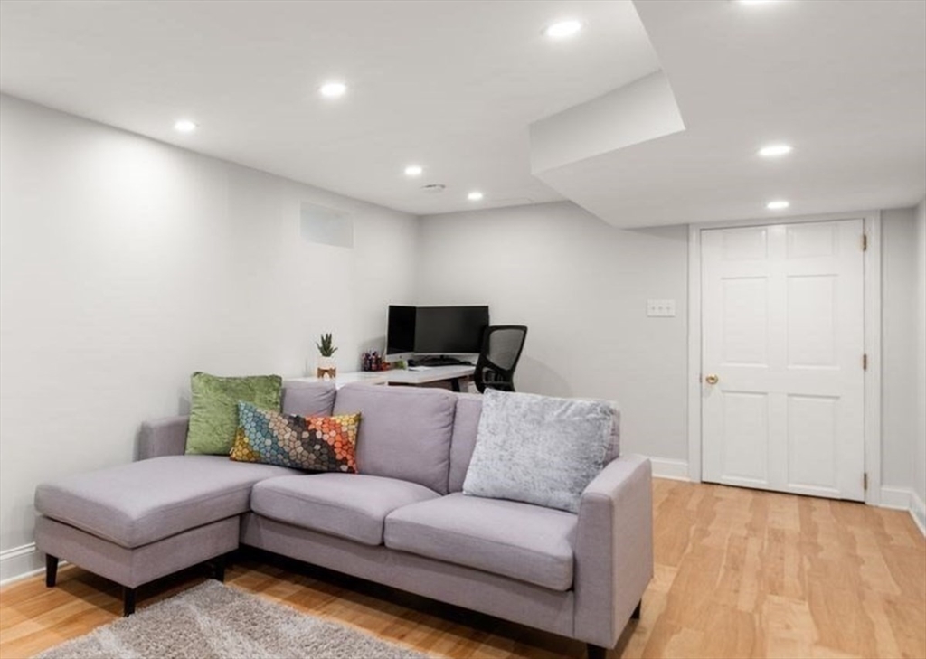 11 Prospect Street # 11