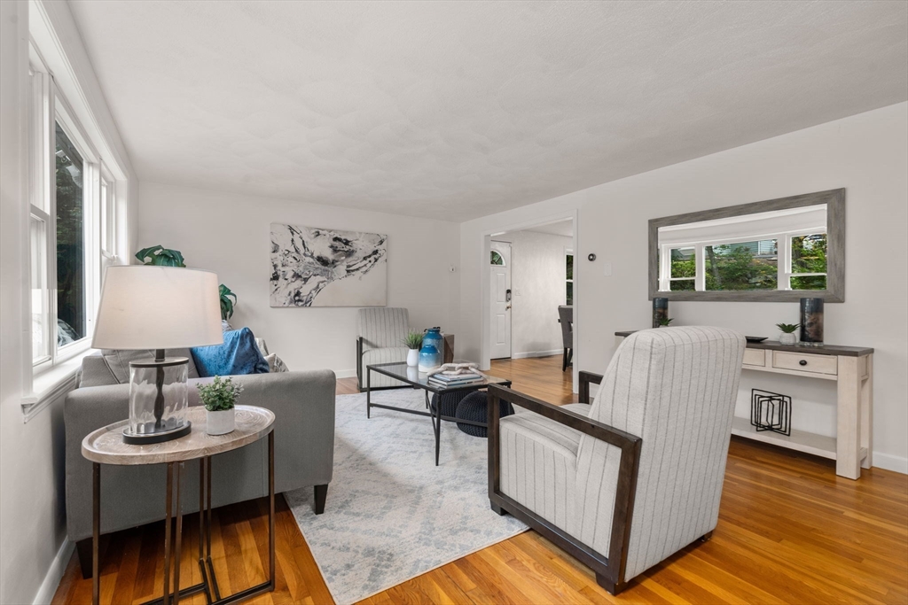 37-39 Thurston Rd # 1