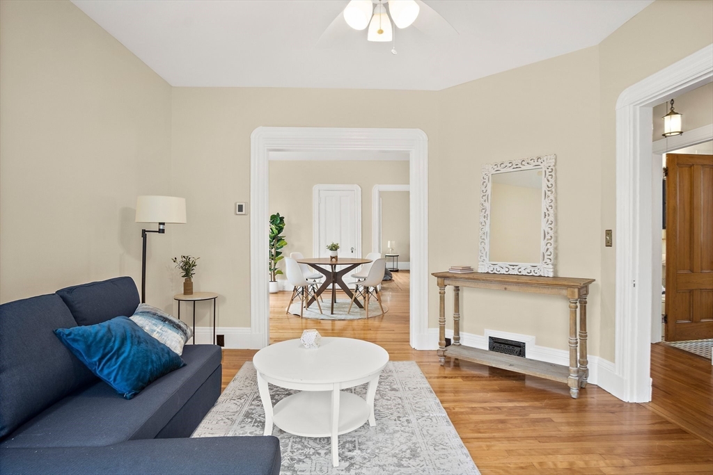 10 Cottage Ave # 10