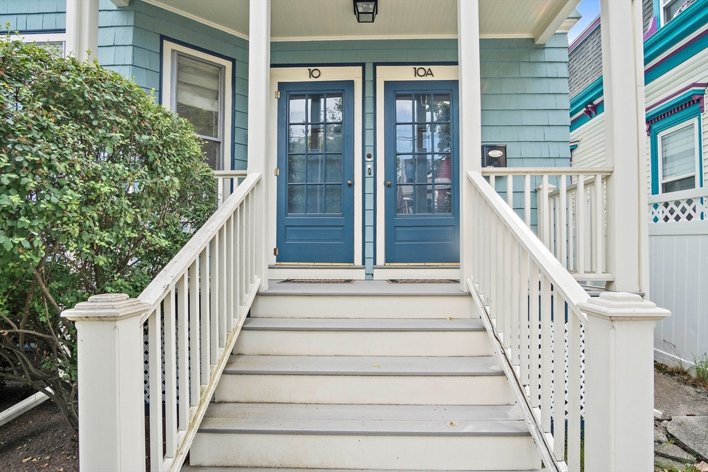 10 Cottage Ave # 10