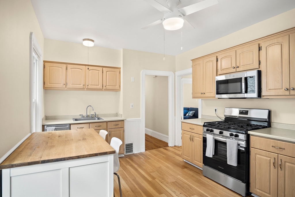 10 Cottage Ave # 10