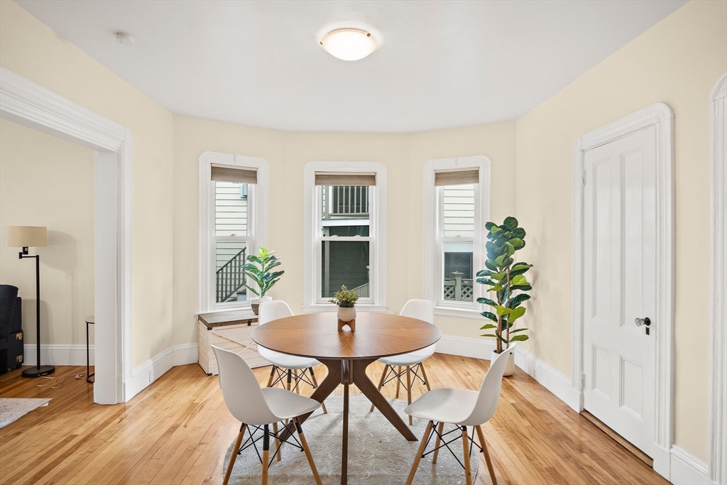 10 Cottage Ave # 10