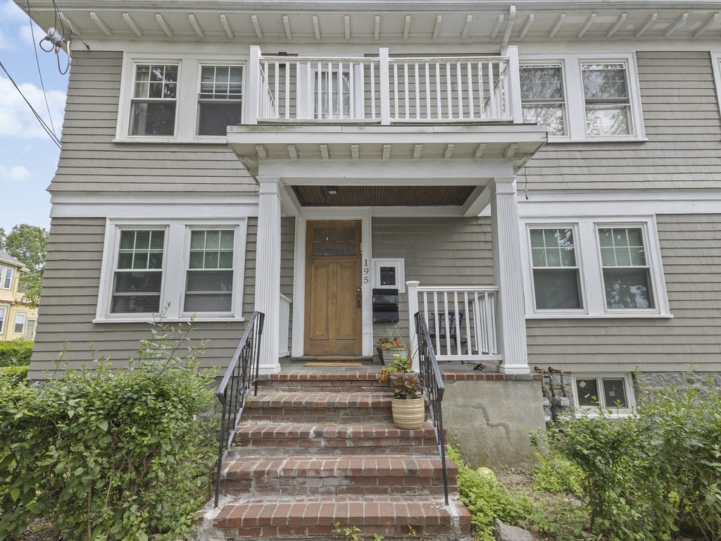 195 Savin Hill Ave # 2