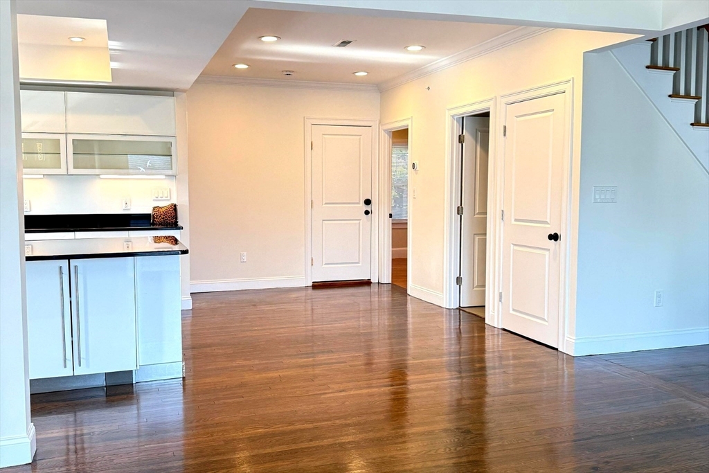 195 Savin Hill Ave # 2