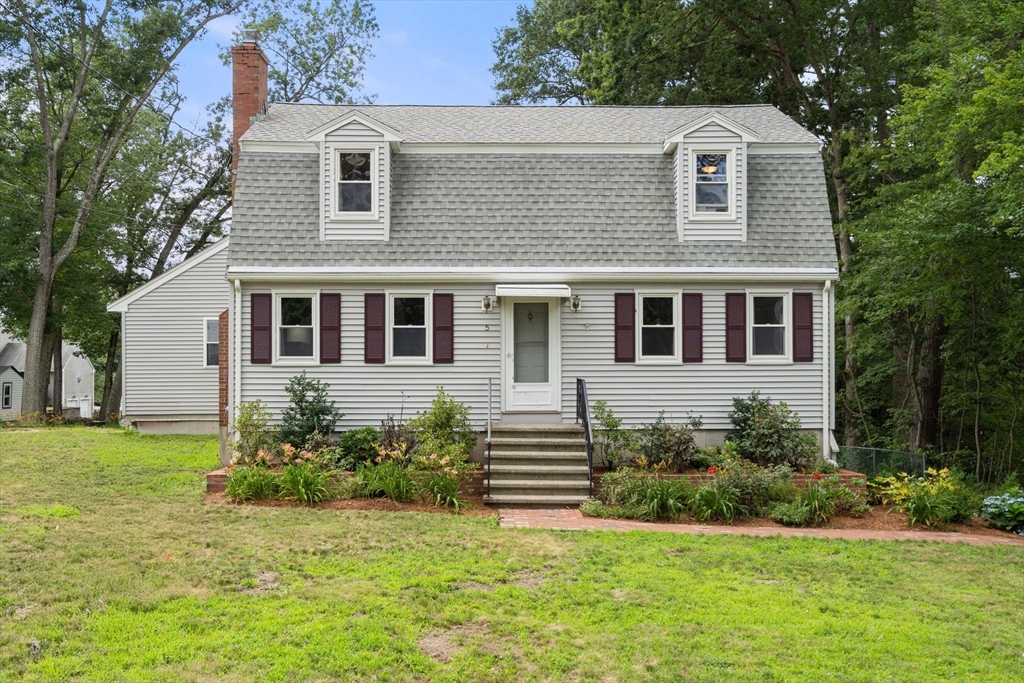 5 Rio Vista St.