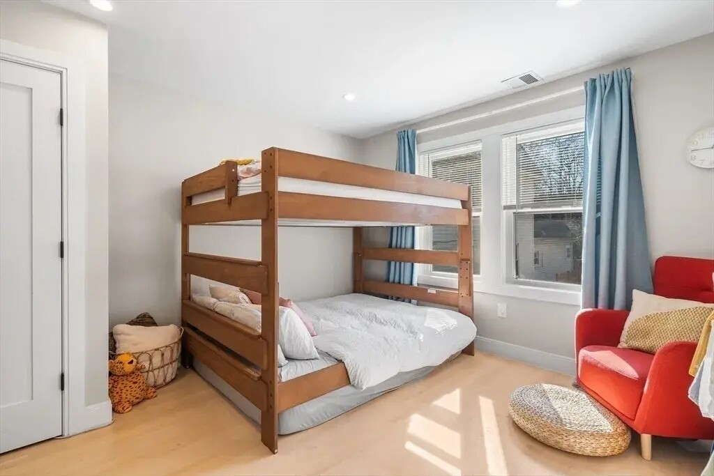 102A Mount Pleasant Ave # 2