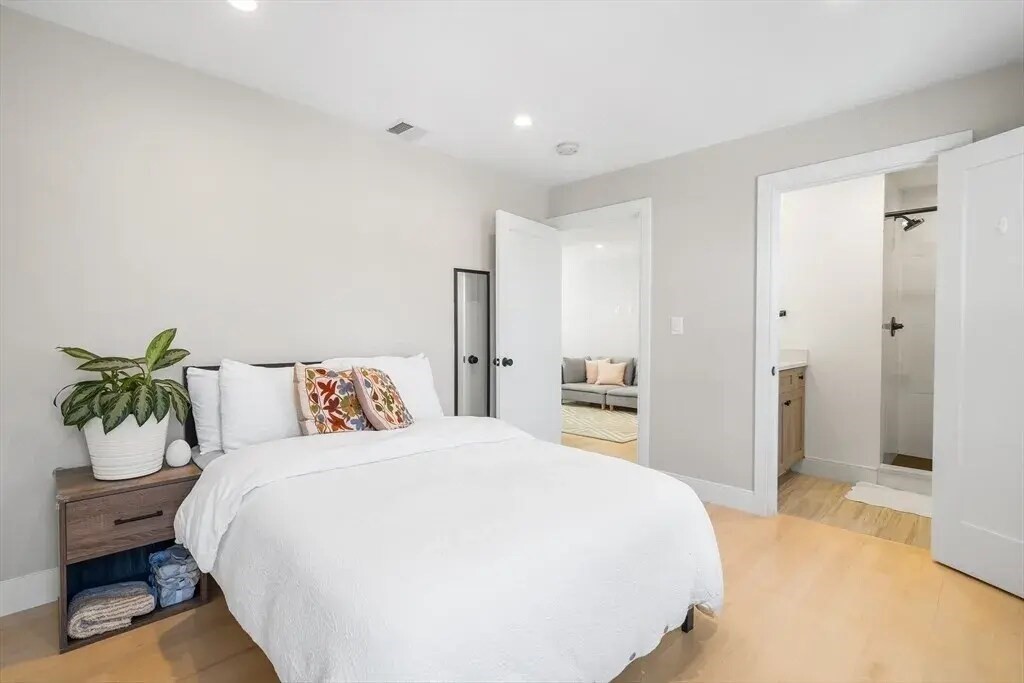 102A Mount Pleasant Ave # 2