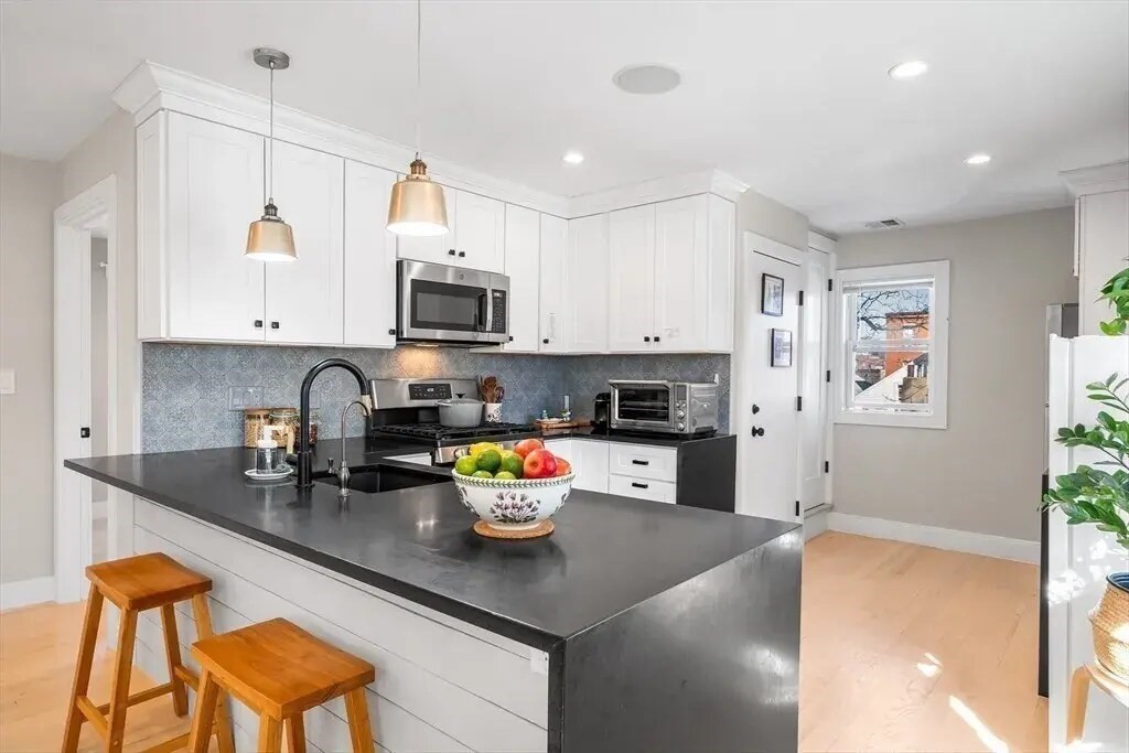 102A Mount Pleasant Ave # 2