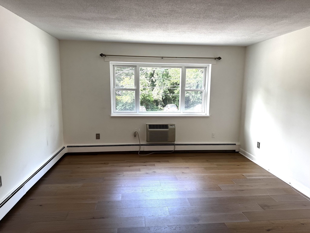 79 Walnut Street # 7