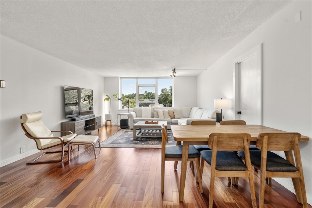 280 Boylston St # 508