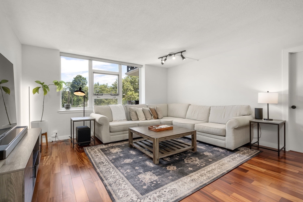 280 Boylston St # 508