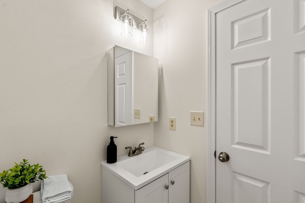 160 Pine Street # 26