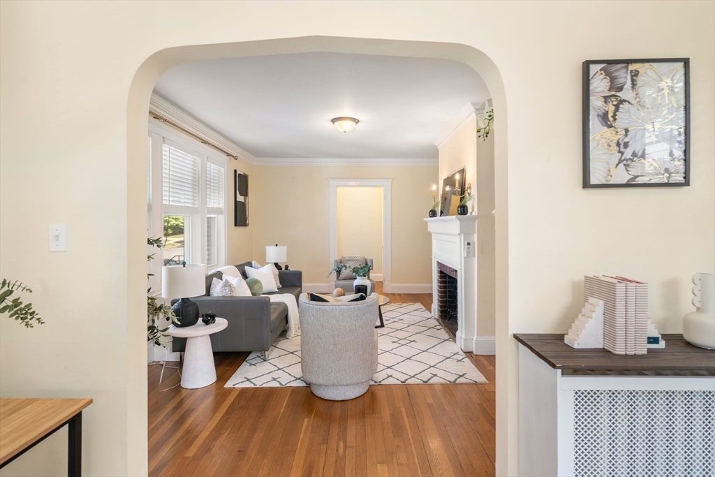 22 Holland Street # 22