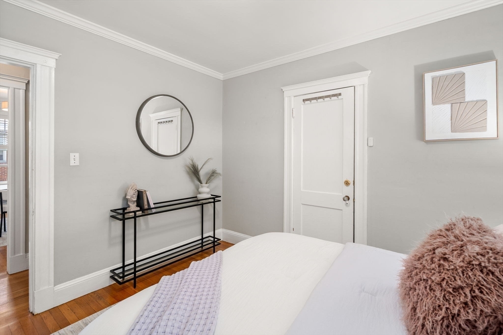 22 Holland Street # 22