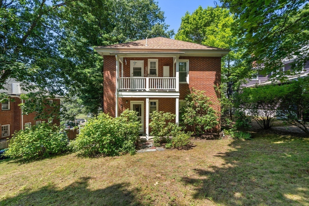 22 Holland Street # 22