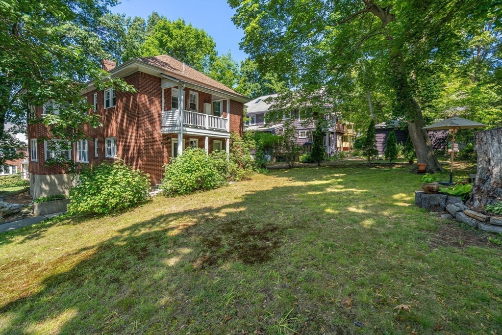 22 Holland Street # 22