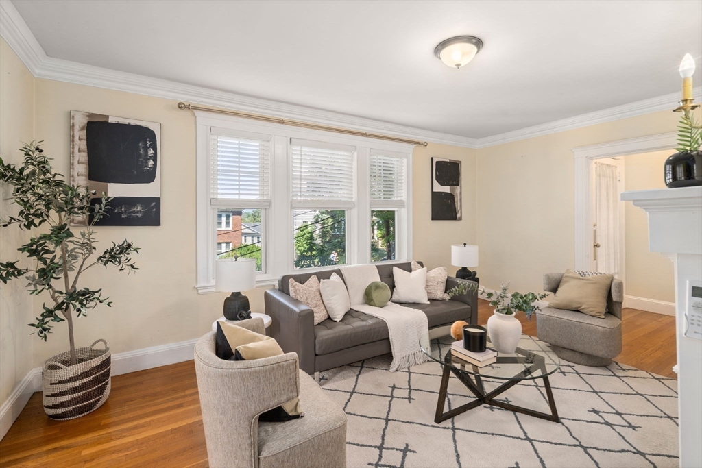 22 Holland Street # 22