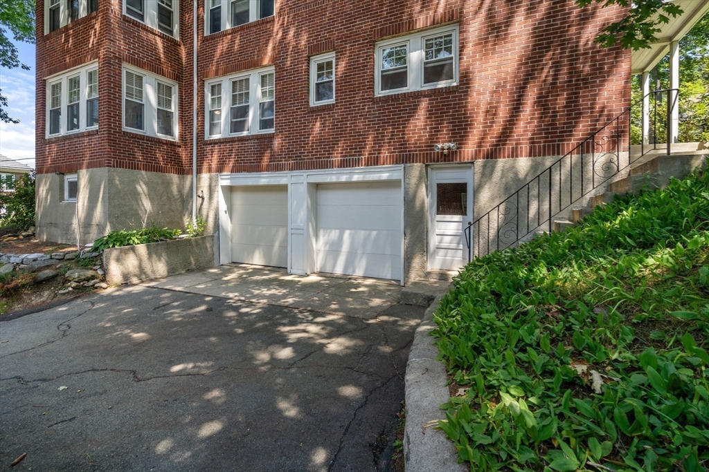 22 Holland Street # 22