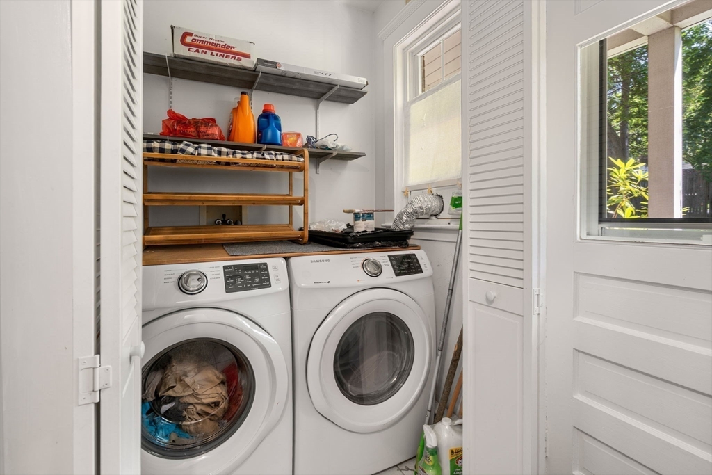 22 Holland Street # 22