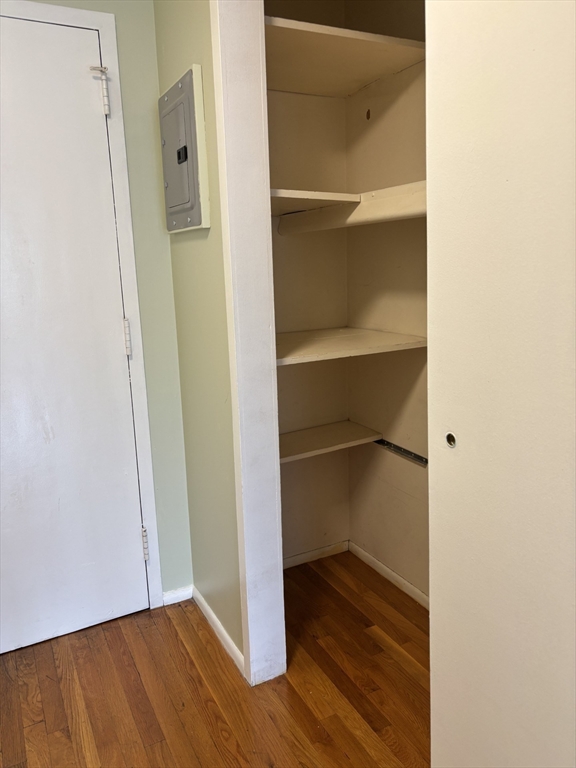 22 Chestnut Place # M4