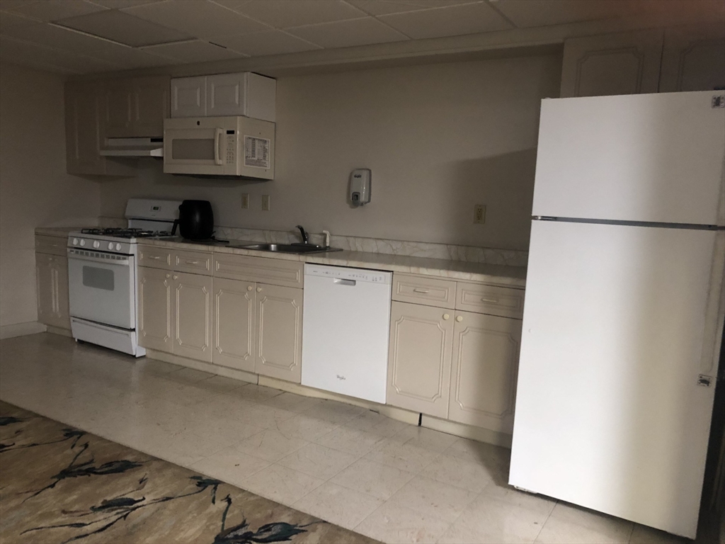 22 Chestnut Place # M4