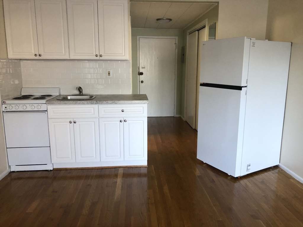 22 Chestnut Place # M4