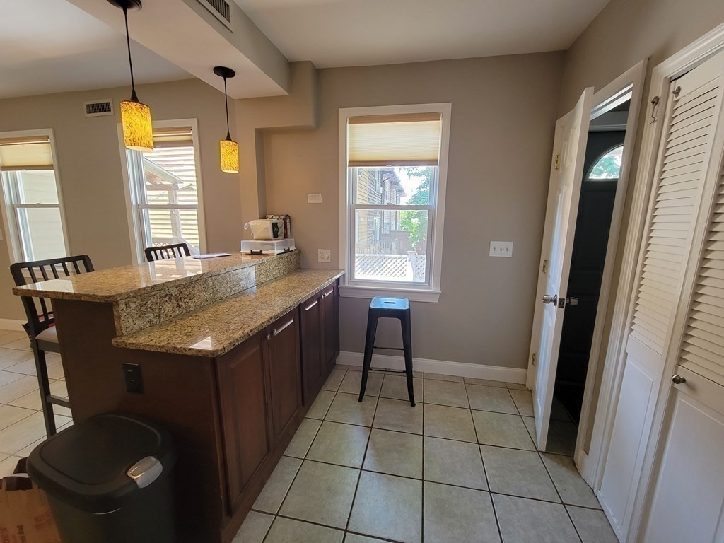 14 Jay St Unit: TH