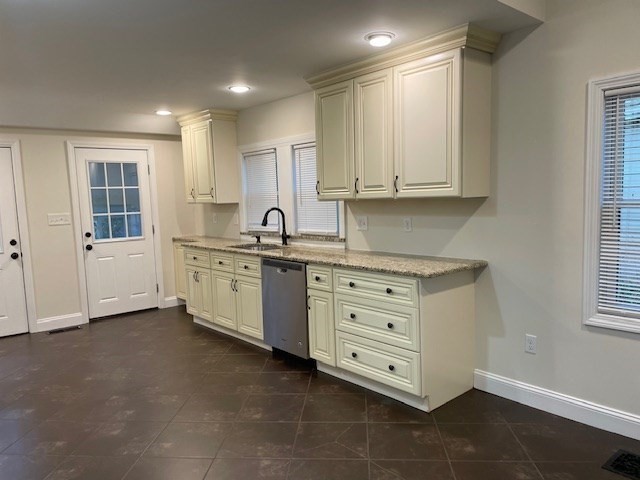 13 Lakeview Road Unit: SF