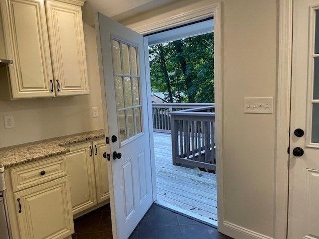 13 Lakeview Road Unit: SF