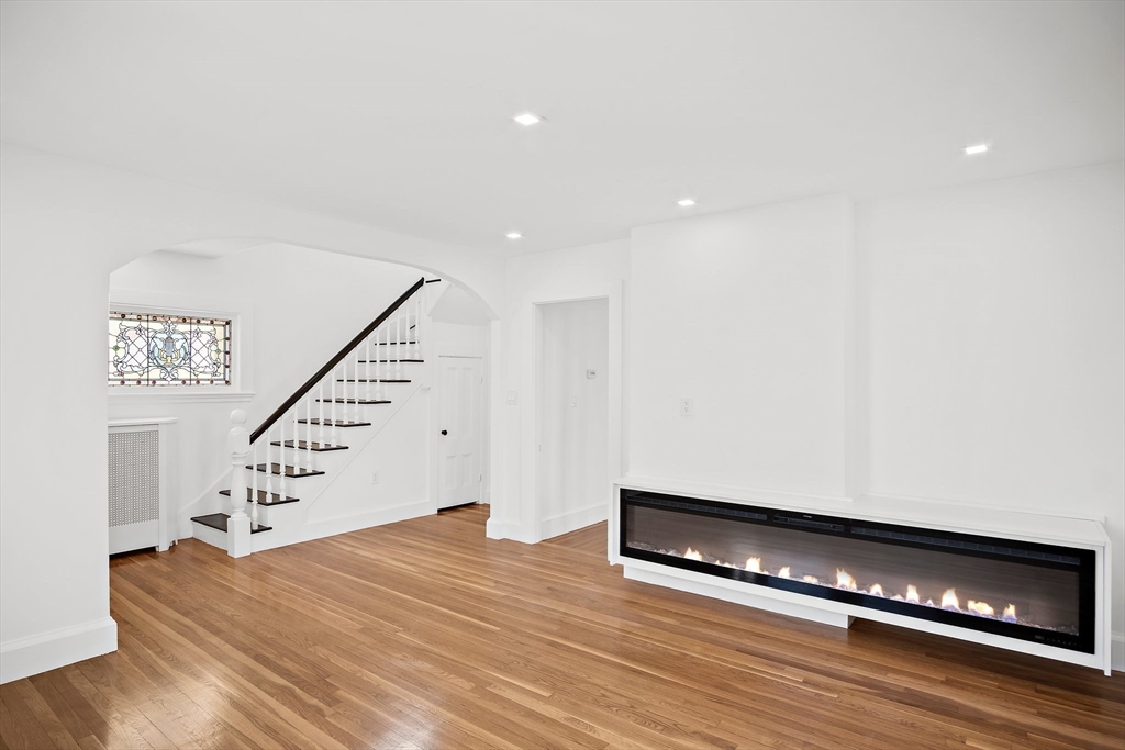 116 Pearl St