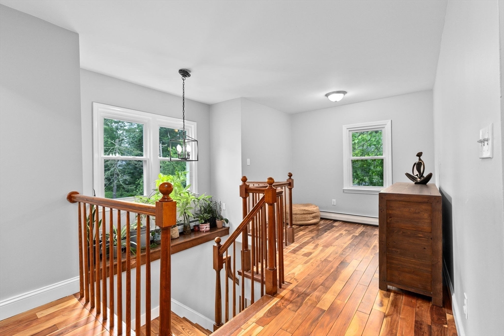 30 Bay Rd