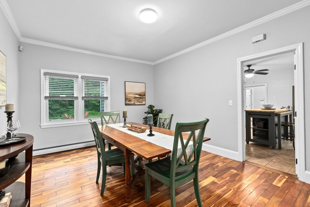 30 Bay Rd