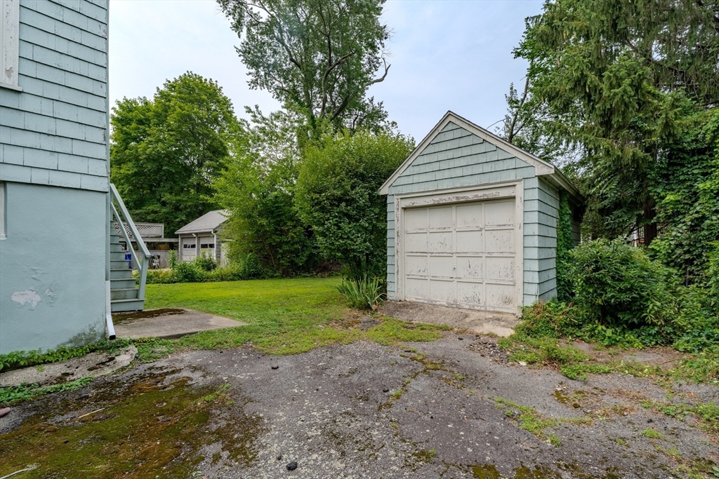 99 Oakdale Road