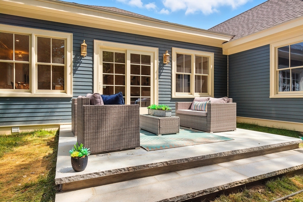 23-1 Francis Street # 1 Unit: 23-1