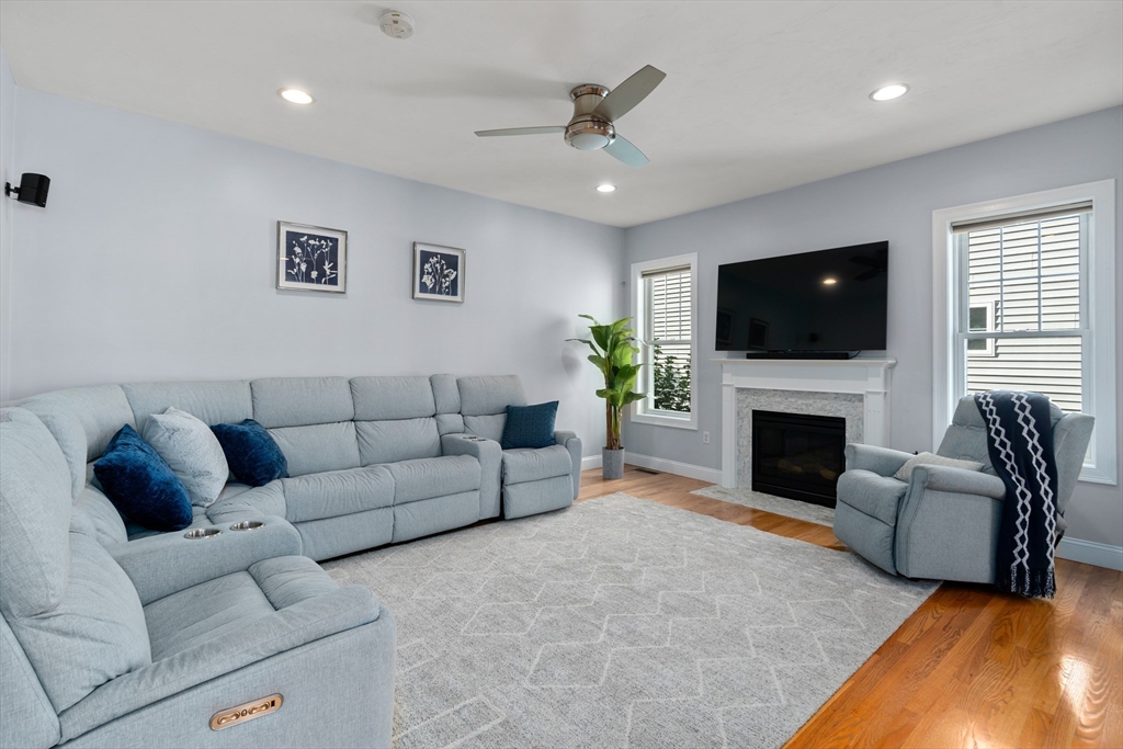 3 Monument Pl Unit 3