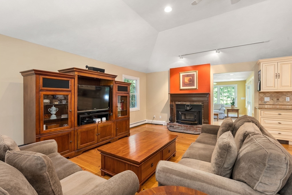 61 Old Orchard Rd